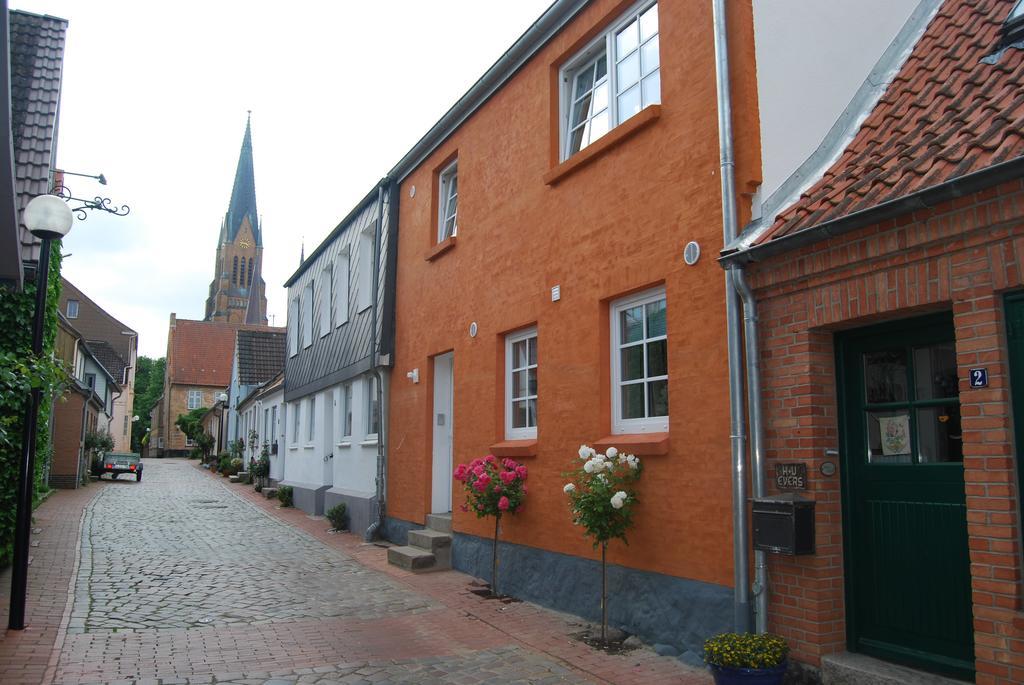 Haus Adria Apartment Schleswig Exterior photo